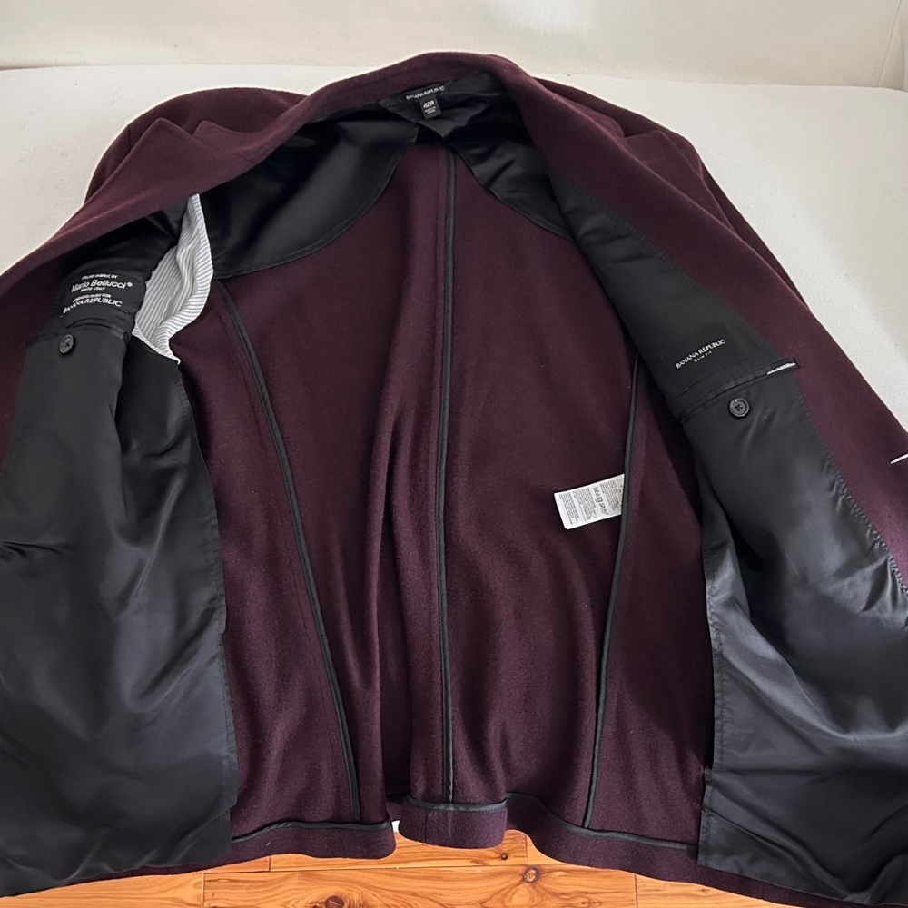 Burgundy Banana Republic sport coat - Picture 5 of 9